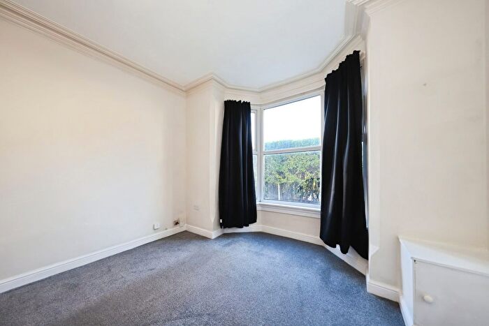 3 Bedroom Semi-Detached House For Sale In Riches Street, Wolverhampton, West Midlands, WV6