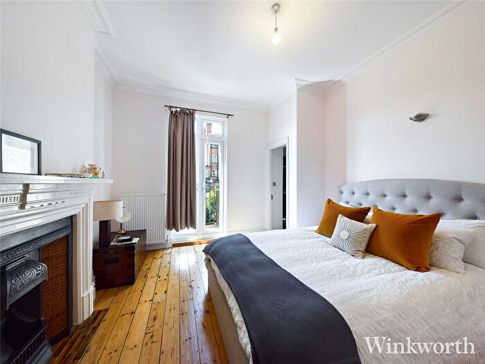 5 Bedroom Detached House To Rent In Byron Road, Ealing, W5