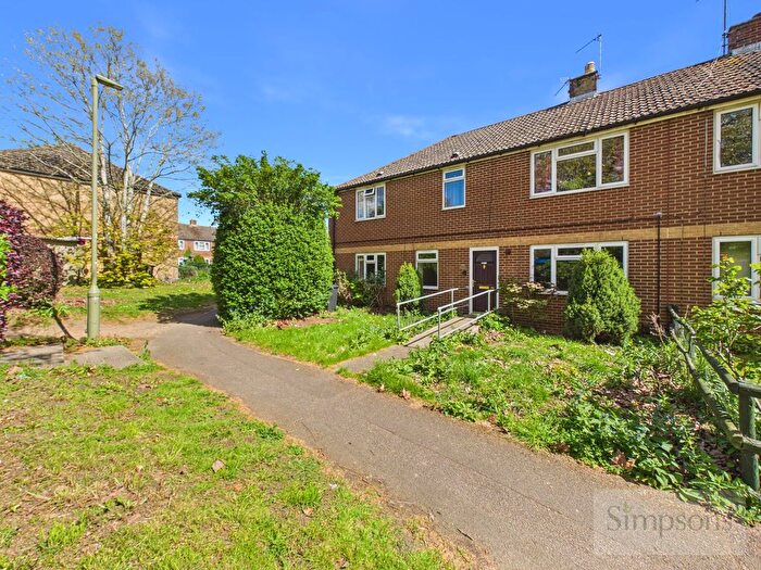 3 Bedroom Flat For Sale In Appleford Drive, Abingdon, OX14