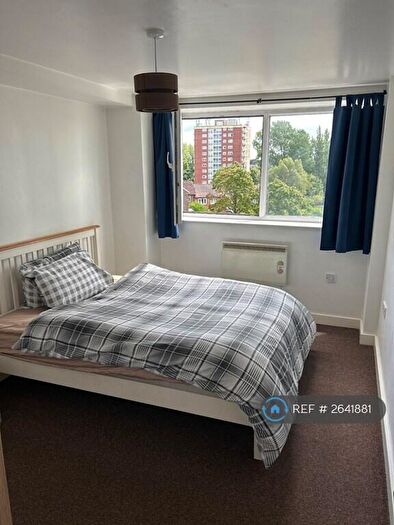 2 Bedroom Flat To Rent In Blackley New Road, Manchester, M9