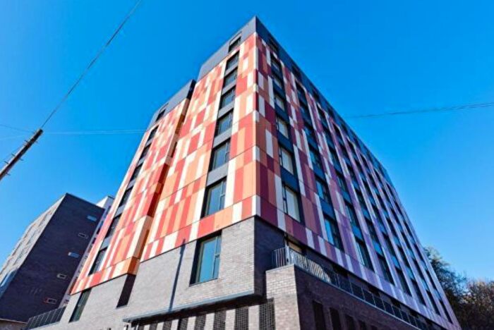 Studio To Rent In Cardinal Court, Scholes Street, Oldham, Greater Manchester, OL1