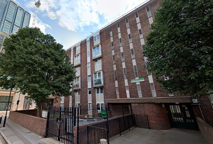 4 Bedroom Apartment To Rent In Lagonier House, Ironmonger Row, Old Street, London, EC1V