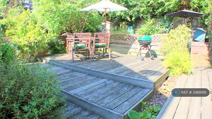 1 Bedroom Flat To Rent In Thornlaw Road, London, SE27