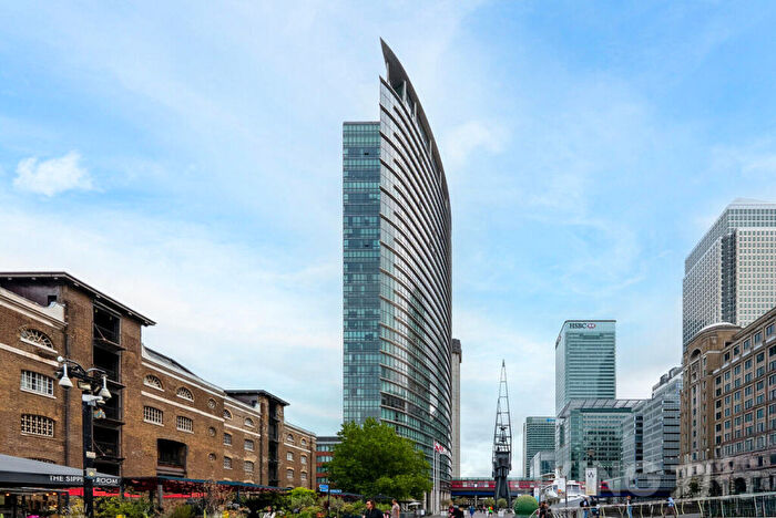 2 Bedroom Apartment To Rent In Hertsmere Road, Canary Wharf, E14