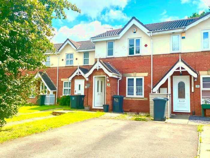 2 Bedroom End Of Terrace House To Rent In Penshurst Way, Nuneaton, Warwickshire, CV11