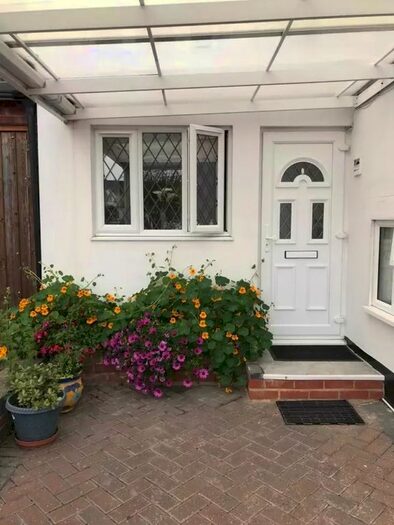 1 Bedroom Flat To Rent In Cedarhurst Drive, Eltham, SE9