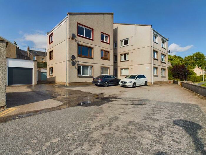 2 Bedroom Apartment For Sale In Ythan Court, Ellon, AB41