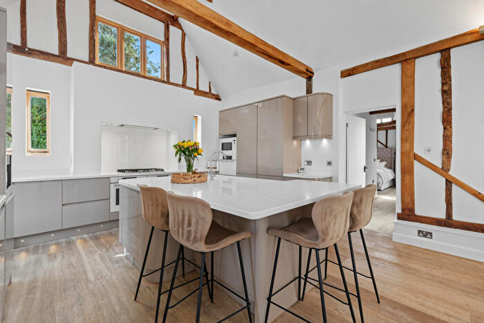 4 Bedroom Detached House For Sale In Buttleys Lane, Dunmow, CM6
