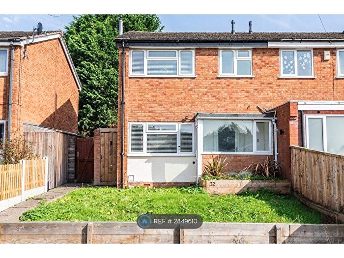 3 Bedroom Semi-Detached House To Rent In Woodrow Close, Catshill, Bromsgrove, B61