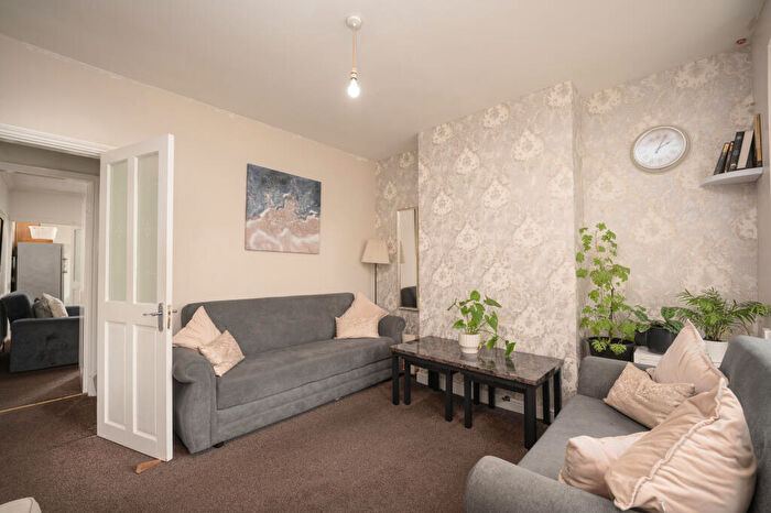 2 Bedroom Terraced House For Sale In Churchill Road, Birmingham, B9