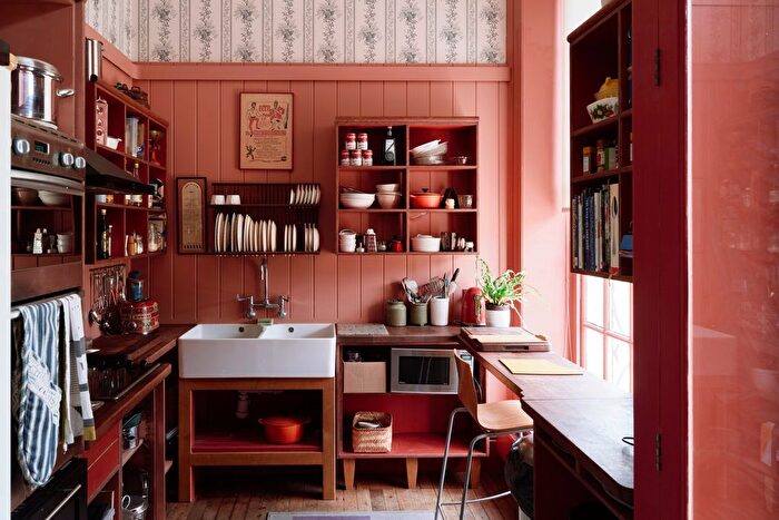 3 Bedroom Flat For Sale In Waldershare House, Waldershare, Kent, CT15