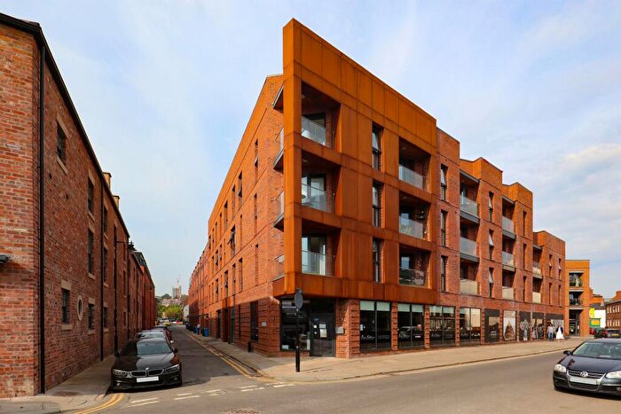 2 Bedroom Apartment To Rent In Dun Fields, Sheffield, S3