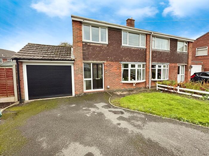 3 Bedroom Semi-Detached House For Sale In Mayfair, Newhall, Swadlincote, DE11