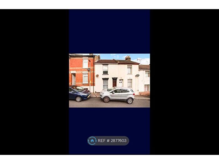 2 Bedroom Terraced House To Rent In Otway St, Chatham, ME4