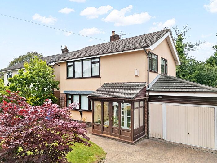 3 Bedroom Detached House For Sale In Laurel Bank, Grappenhall, WA4