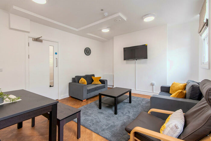 1 Bedroom Apartment To Rent In Low Pavement, Nottingham, NG1