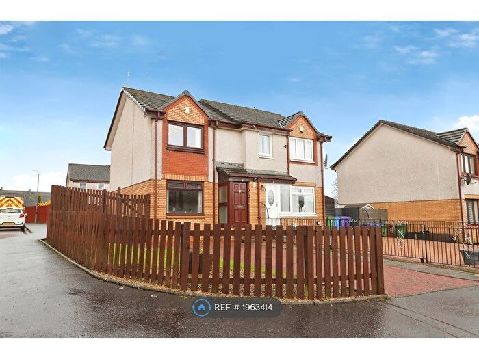 2 Bedroom Semi-Detached House To Rent In Kessock Drive, Glasgow, G22