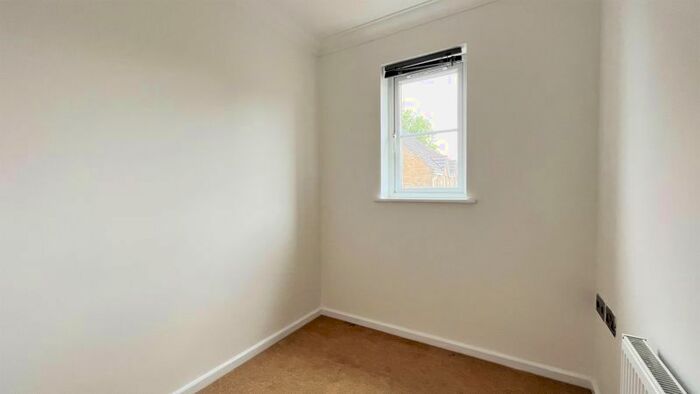 3 Bedroom Semi-detached House For Sale In Samuel Vickery Way, Chard, Somerset, TA20