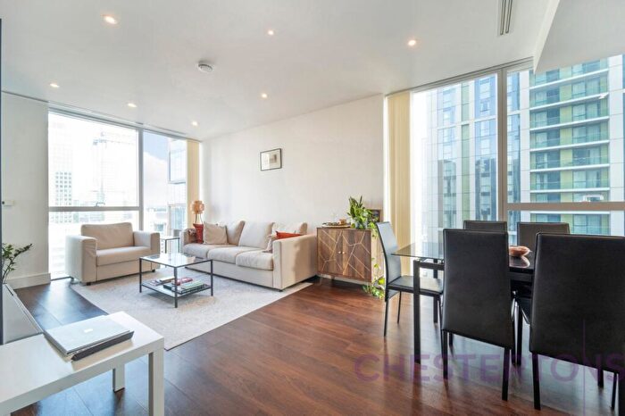 2 Bedroom Flat To Rent In Maine Tower, Harbour Way, E14