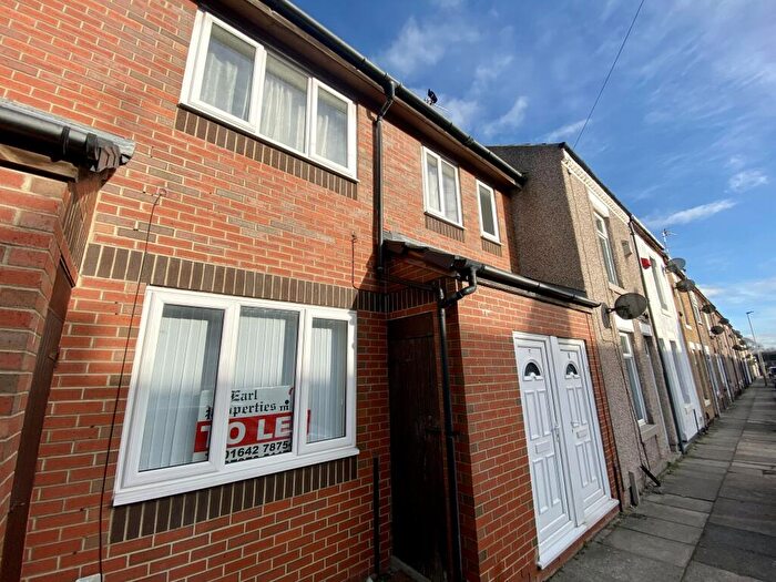 2 Bedroom Flat To Rent In Westmoreland Court, North Road, Darlington, DL3
