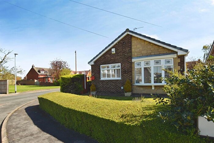 2 Bedroom Detached Bungalow For Sale In Manderville Close, Hedon, HU12
