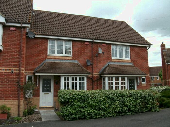 2 Bedroom Property To Rent In Dart Drive, Didcot, OX11