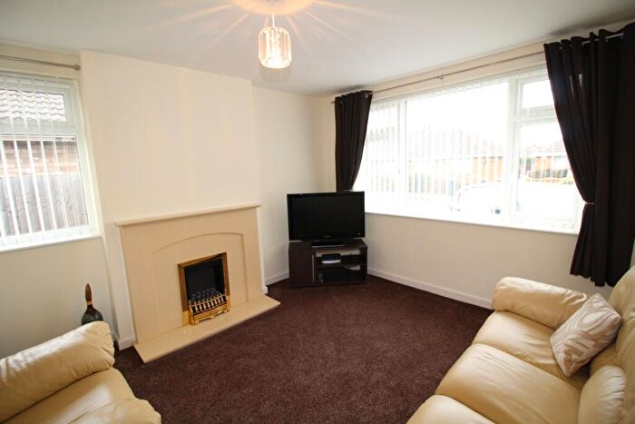 2 Bedroom Bungalow To Rent In Martins Road, Bedworth, Warwickshire, CV12