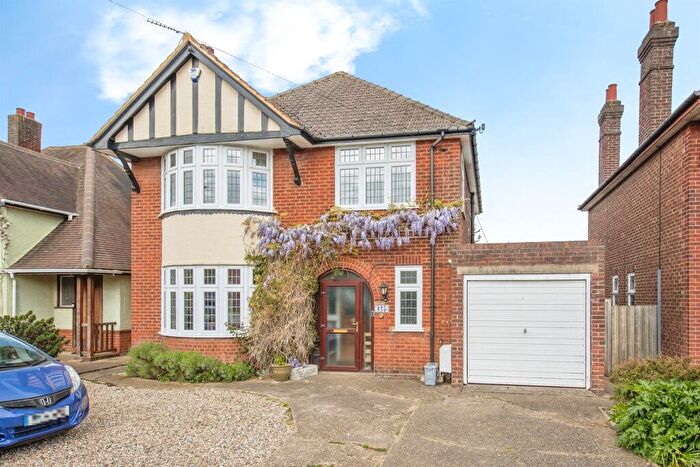 4 Bedroom Detached House For Sale In Colchester Road, Ipswich, IP4