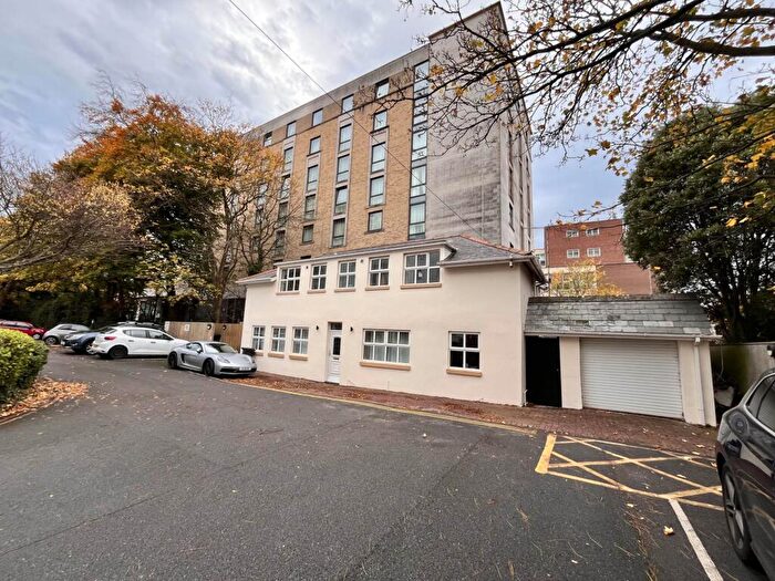3 Bedroom House To Rent In Bath Road, Bournemouth, BH1