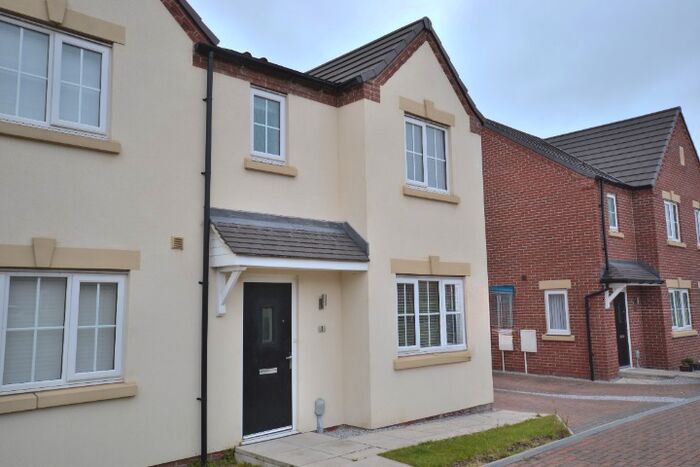 3 Bedroom Semi-Detached House To Rent In Edmond Close, Cottingham, HU16