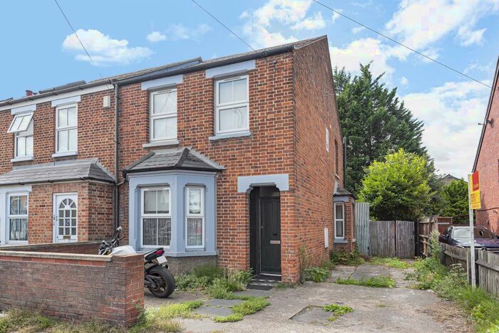 4 Bedroom End Of Terrace House To Rent In Oxford, Hmo Ready Sharers, OX4