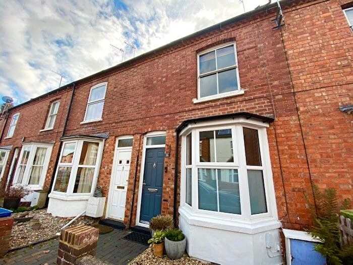 2 Bedroom Property To Rent In Bury Avenue, Newport Pagnell, MK16