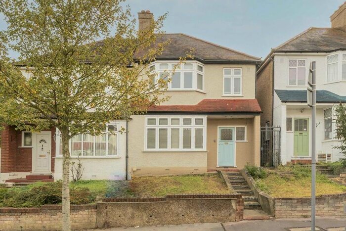 3 Bedroom Property To Rent In Norton Gardens, London, SW16