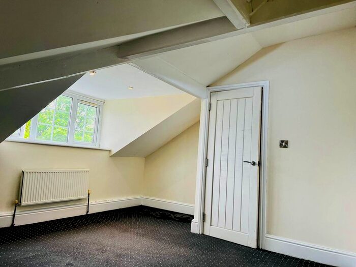 1 Bedroom Flat To Rent In Osborne Street, Burnage, M19