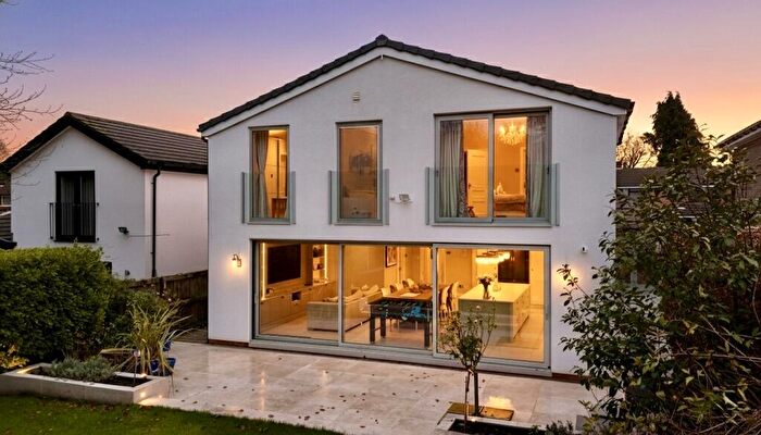 4 Bedroom Detached House For Sale In Longmeade Gardens, Wilmslow, SK9