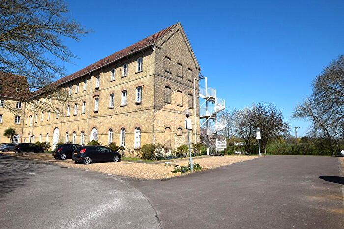 2 Bedroom Apartment To Rent In Bridge Place, Godmanchester, PE29