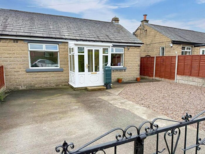 2 Bedroom Semi-Detached Bungalow For Sale In Sackville Road, Silsden, BD20