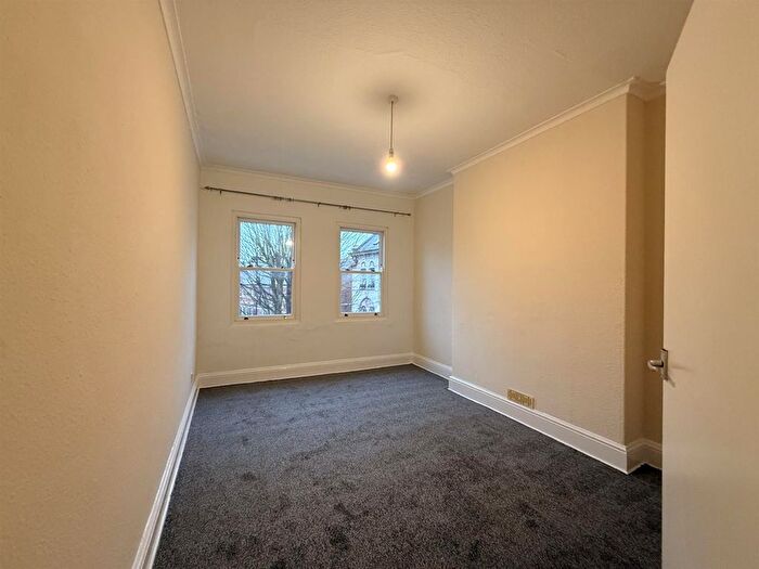 2 Bedroom Flat To Rent In Varvills Court, York, YO1