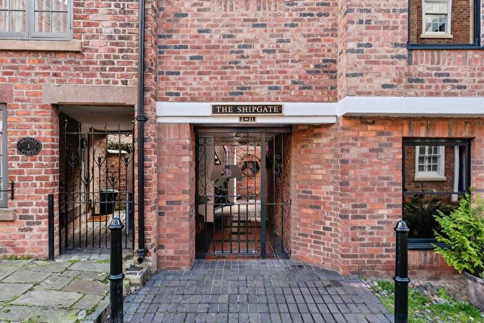 2 Bedroom Apartment For Sale In The Shipgate, Chester, CH1