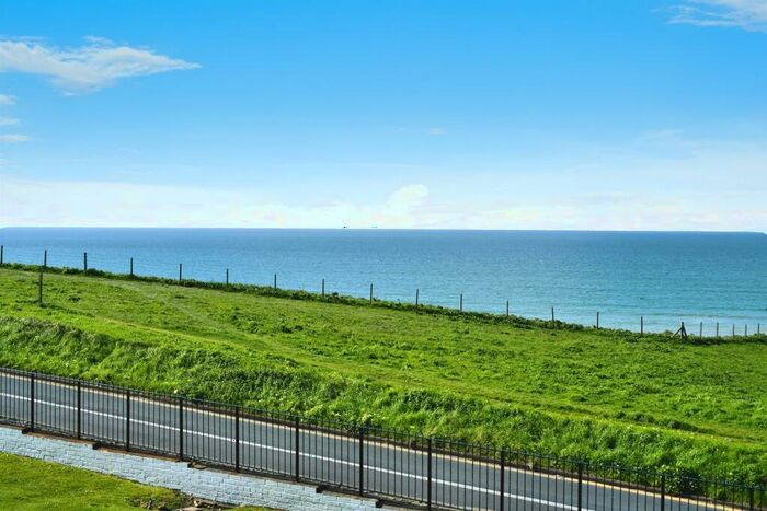 2 Bedroom Flat For Sale In Newlands Road, Rottingdean, Brighton, BN2