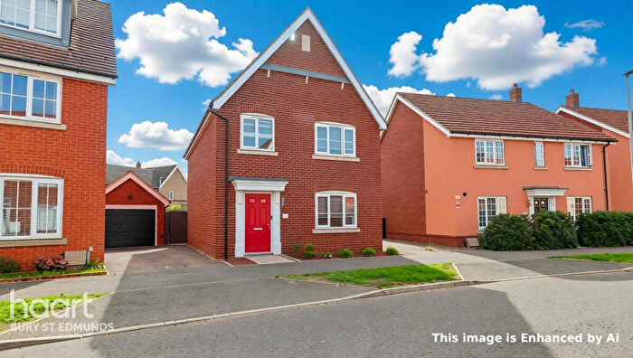 4 Bedroom Detached House For Sale In St Edmunds Drive, Elmswell, Bury St Edmunds, IP30