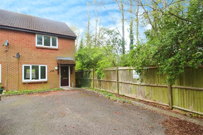 2 Bedroom House To Rent In Arlott Drive, Basingstoke, Hampshire, RG21