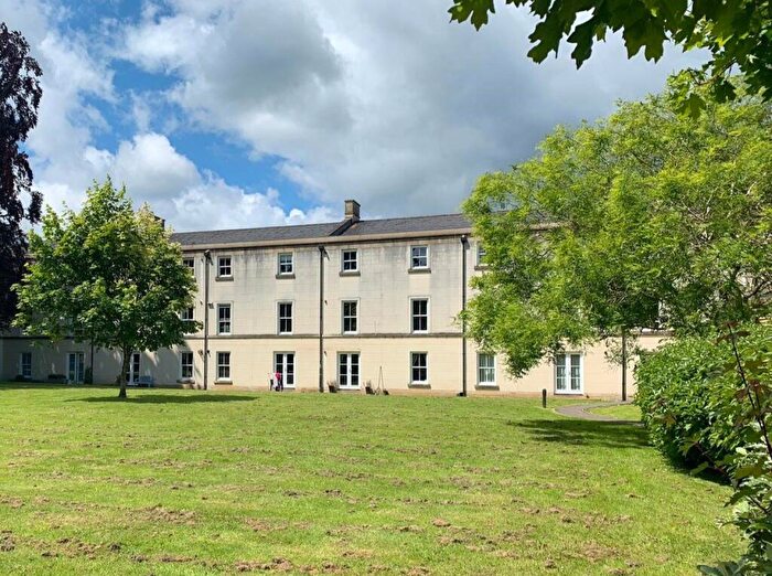 2 Bedroom Apartment For Sale In Chesterton Lane, Cirencester, Gloucestershire, GL7