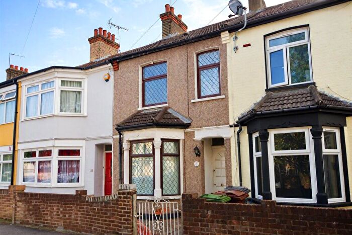 2 Bedroom Terraced House For Sale In Devon Road, Barking, IG11
