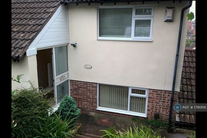 2 Bedroom Semi-Detached House To Rent In Higher Exwick Hill, Exeter, EX4