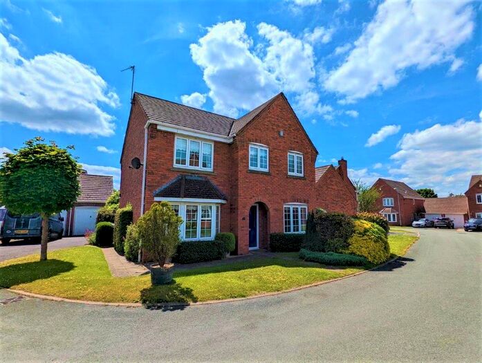 4 Bedroom Property To Rent In Ashmole Avenue, Burntwood, WS7