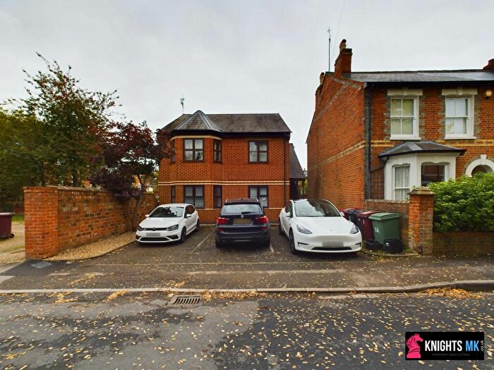 2 Bedroom Maisonette To Rent In Donnington Road, Reading, RG1
