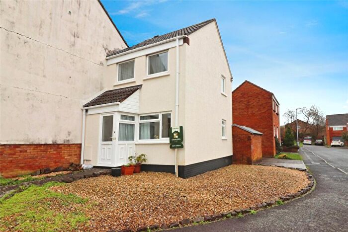 2 Bedroom End Of Terrace House For Sale In Woolbarn Lawn, Barnstaple, Devon, EX32