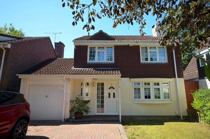 4 Bedroom Detached House To Rent In Bosville, Boyatt Wood, Eastleigh, SO50
