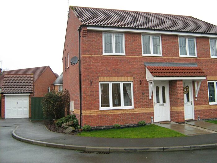 3 Bedroom Semi-Detached House To Rent In Skipness Close, Chellaston, DE73